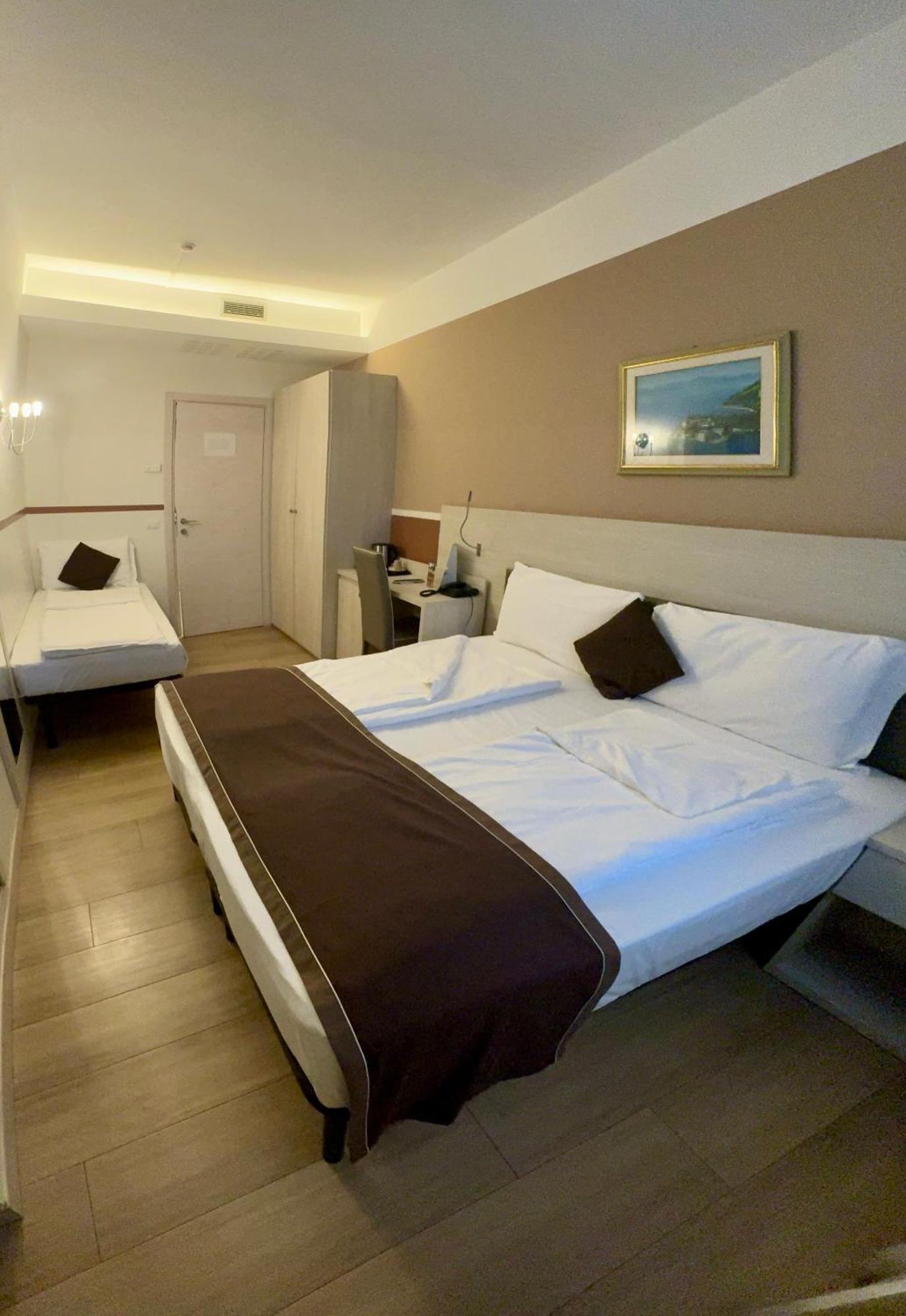 Hotel Dogana Sirmione Luaran gambar